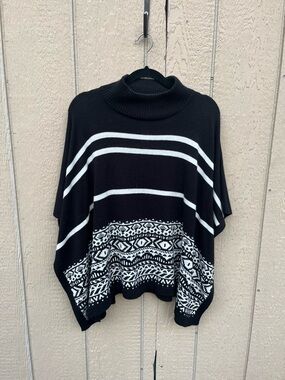 Chico's Border Graphic Mock Paula Poncho Sweater Black Ecru Size S/M